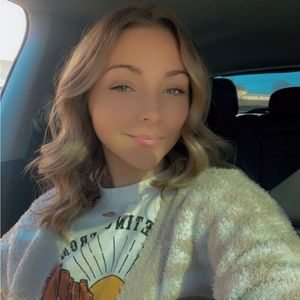 Meet your Posher, Hailey